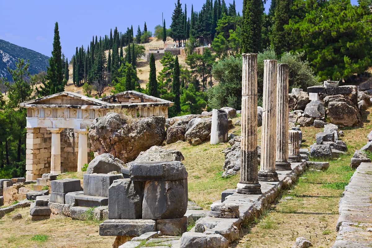 Delphi Day Trip